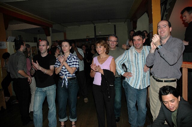 min 2006 10 31 latino 203
